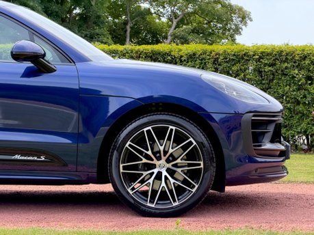 Porsche Macan S PDK 36