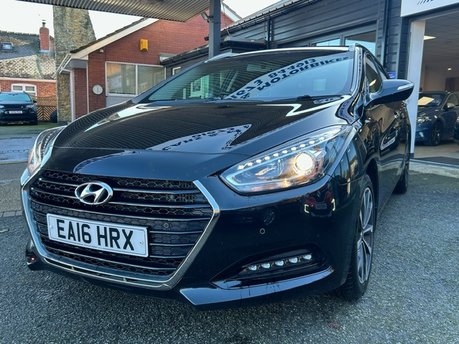 Hyundai i40 CRDI SE NAV BLUE DRIVE 2