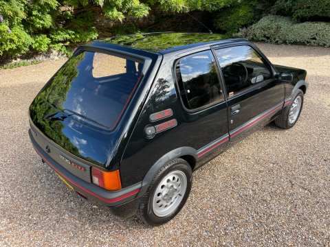Peugeot 205 1.6 GTi Hatchback 3dr Petrol Manual (105 bhp) 10