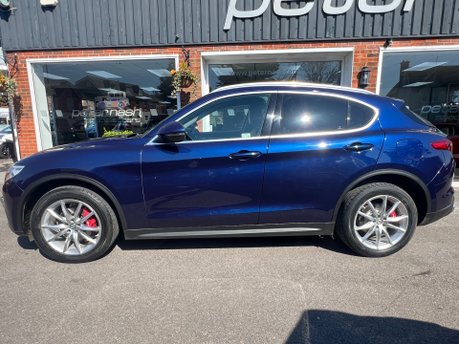Alfa Romeo Stelvio 2.0T Speciale SUV 5dr Petrol Auto Q4 AWD Euro 6 (s/s) (280 ps) 5
