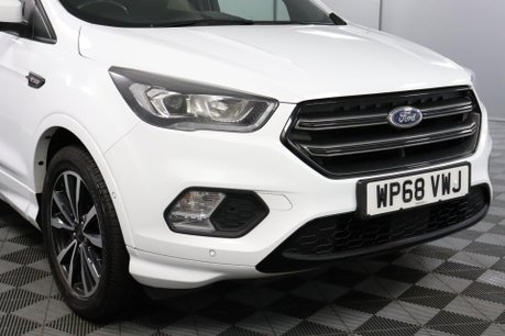Ford Kuga ST-LINE 40