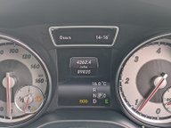 Mercedes-Benz GLA GLA200 CDI AMG Line 33