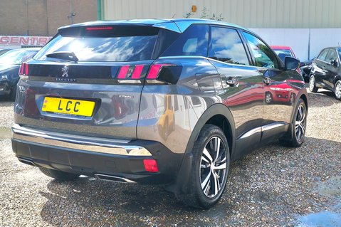 Peugeot 3008 1.5 BLUEHDI S/S GT LINE SAT NAV! BLUETOOTH!LAST OWNER 5 YEARS 6 SERVICES! 12