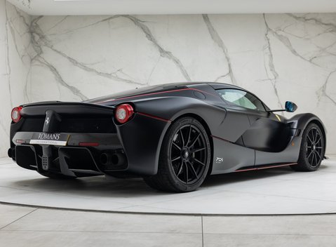 Ferrari LaFerrari Aperta 12