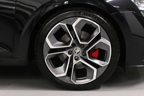 Skoda Octavia 2.0 Octavia vRS TDI Semi-Auto 5dr 35