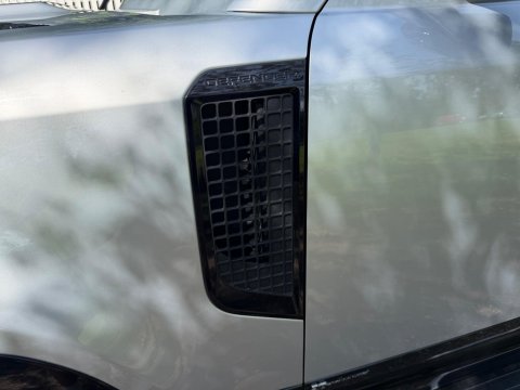 Land Rover Defender X-DYNAMIC S MHEV 65