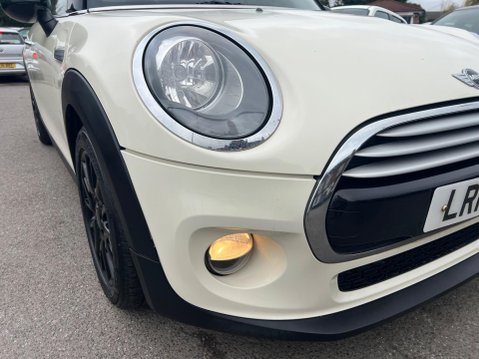 Mini Hatch 1.5 Cooper Auto Euro 6 (s/s) 3dr 16
