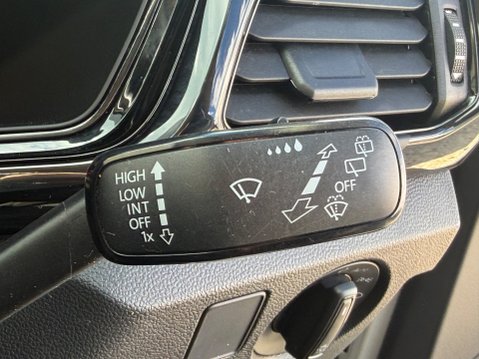 Volkswagen T-Cross BLACK EDITION TSI 15