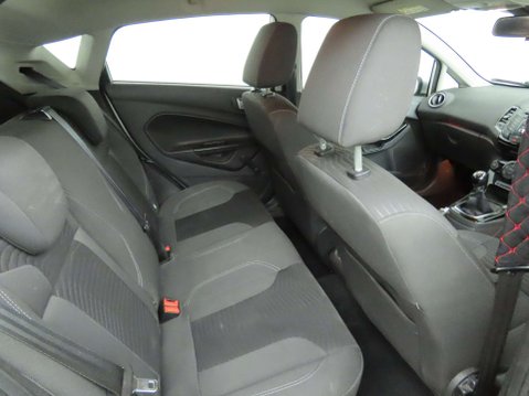 Ford Fiesta 1.0 Fiesta Zetec 5dr 9
