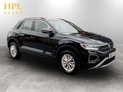 Volkswagen T-Roc 1.5 TSI Life SUV 5dr Petrol Manual Euro 6 (s/s) (150 ps) Air Con - Alloys - 1