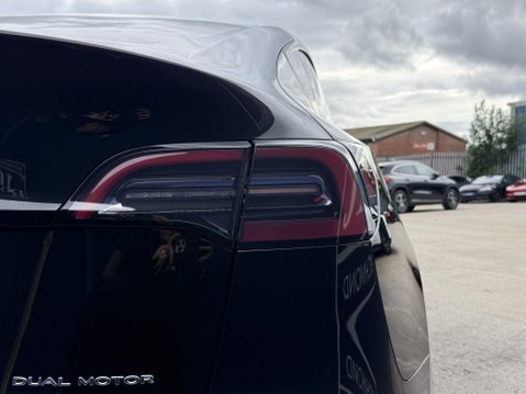 Tesla Model Y (Dual Motor) Long Range SUV 5dr Electric Auto 4WDE (384 bhp) 19