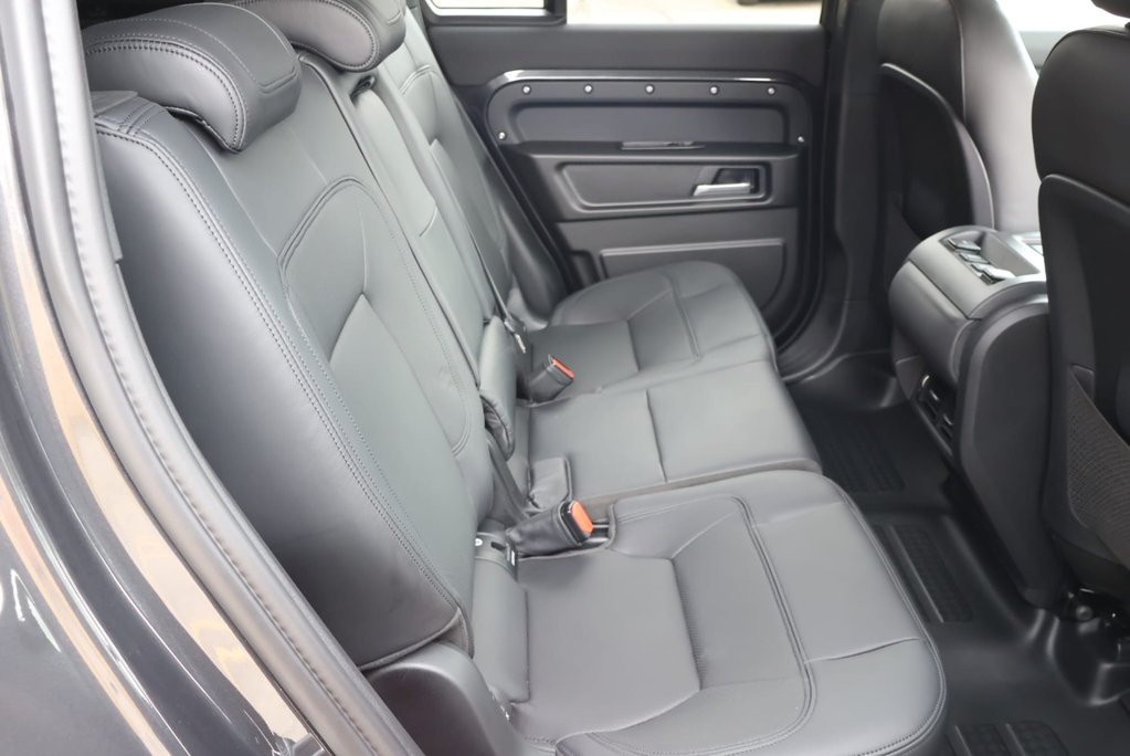 Land Rover Defender 110 2026 HARD TOP  6 SEATER  HSE 350 SEEKER STYLED WITH REAR LAND ROVER SEATS  17
