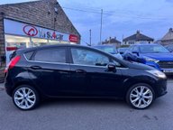 Ford Fiesta TITANIUM 7