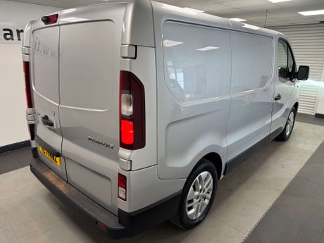 Renault Trafic 2.0 Trafic SL28 Sport Energy dCi 30