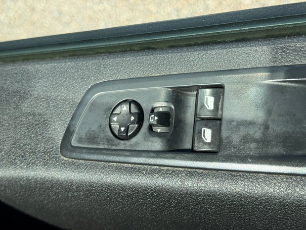 Vauxhall Vivaro SWB L1H1 Low Roof Pro 2700 Air Con Cruise Sensors EURO 6 21
