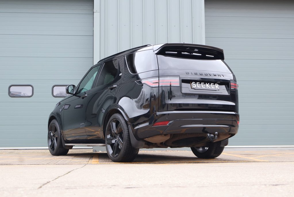 Land Rover Discovery R-DYNAMIC HSE MHEV 7 seater genuine Land Rover seats  7