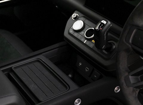 Land Rover Defender 110 V8 20