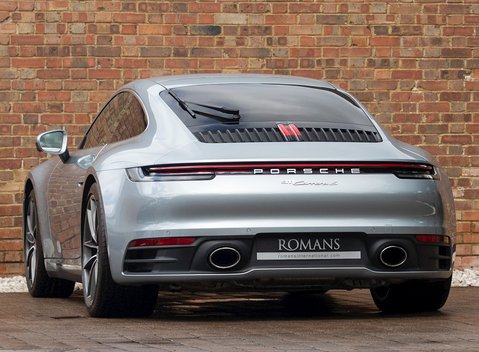 Porsche 911 Carrera S (992) 3