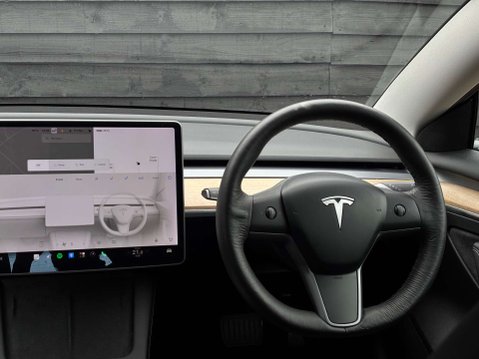 Tesla Model 3 Model 3 Long Range AWD 4WD 4dr 22