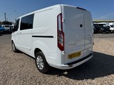 Ford Transit Custom Crew Cab AUTO SWB L1H1 Limited 320 A/C Alloys Cam Nav Sensors EURO 6 11