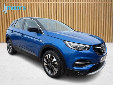 Vauxhall Grandland X 1.2 Turbo GPF Sport Nav SUV 5dr Petrol Manual Euro 6 (s/s) (130 ps) 9