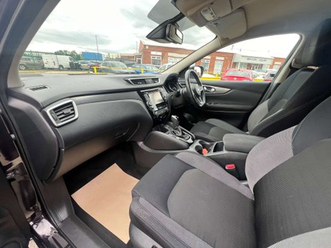 Nissan Qashqai 1.2 Qashqai N-Connecta DiG-T CVT 5dr - NATIONAL DELIVERY* 46