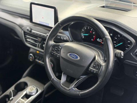 Ford Focus 1.0 Focus Vignale Auto 5dr 28