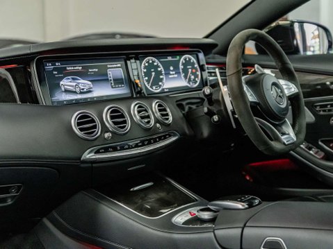 Mercedes-Benz S Class 4.7 S500 V8 AMG Line (Premium) Coupe 2dr Petrol G-Tronic Euro 6 (s/s) (455 62