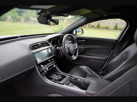 Jaguar XE 2.0i GPF R-Sport Auto Euro 6 (s/s) 4dr 16