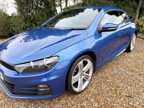 Volkswagen Scirocco 2.0 TDI BlueMotion Tech R-Line DSG Euro 6 (s/s) 3dr 5