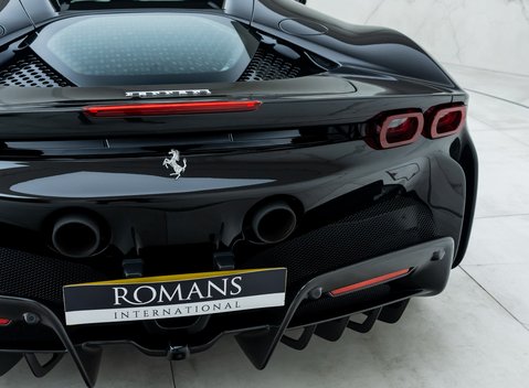 Ferrari SF90 Stradale 27