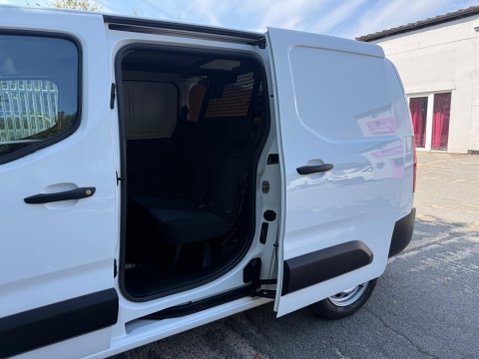 Peugeot Partner BLUEHDI PROFESSIONAL PREMIUM L1 32