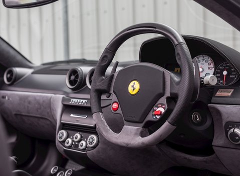 Ferrari 599 SA Aperta 13