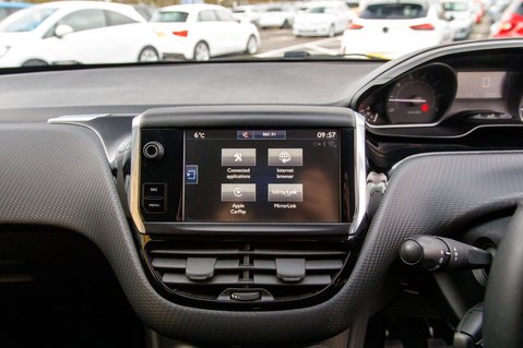 Peugeot 208 ACTIVE 24