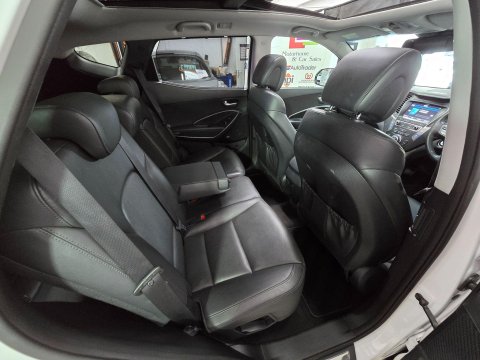 Hyundai SANTA FE 2.2 CRDi Blue Drive Premium SE Auto 4WD Euro 6 (s/s) 5dr (7 Seat) 24