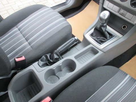 Ford Focus 1.6 Style 5dr 21