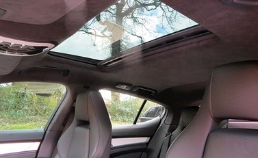 Porsche Panamera Turbo 13