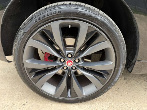 Jaguar F-Pace 3.0 F-PACE S AWD D Auto 4WD 5dr 47