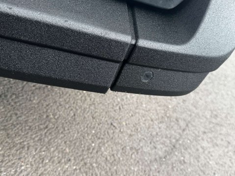 Volkswagen Crafter 2.0 TDI CR35 Trendline Panel Van 5dr Diesel Manual FWD MWB Euro 6 (s/s) (14 29