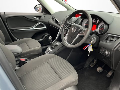 Vauxhall Zafira 1.4T Exclusiv 5dr 14
