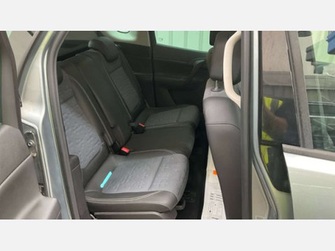 Vauxhall Meriva 1.4T 16V SE MPV 5dr Petrol Manual Euro 5 (120 ps) 9