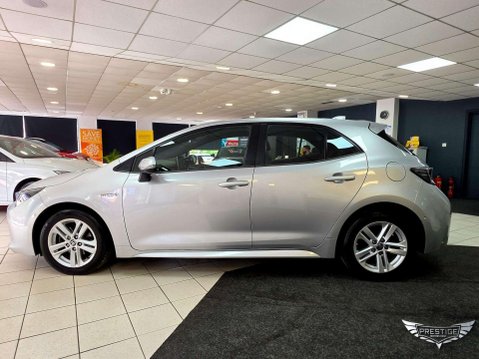 Toyota Corolla 1.8 VVT-h Icon Tech CVT Euro 6 (s/s) 5dr 87