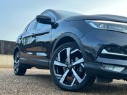 Nissan Qashqai DIG-T N-MOTION DCT 14