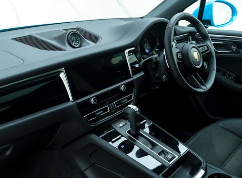 Porsche Macan GTS 16