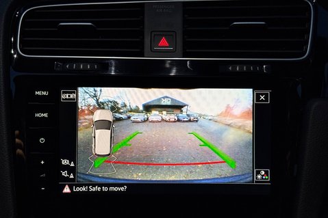 Volkswagen Golf R TSI DSG -DEMO +1 OWNER -AKRAPOVIC-EVERY EXTRA -PAN ROOF-PRO NAV-PRETORIAS 11