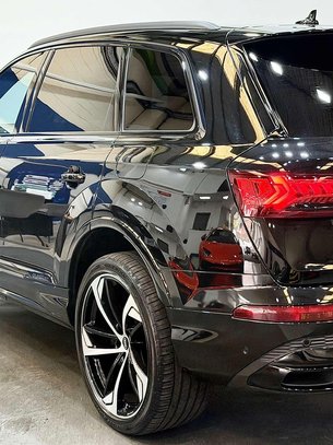 Audi Q7 3.0 TFSIe V6 55 Black Edition SUV 5dr Petrol Plug-in Hybrid Tiptronic quatt 1