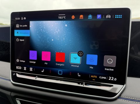 Volkswagen Tiguan 1.5 TSI eHybrid 19.7kWh R-Line SUV 5dr Petrol Plug-in Hybrid DSG Euro 6 (s/ 51