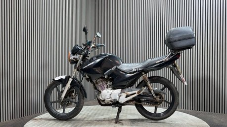 Yamaha YBR 125 2012 PROJECT LEARNER BIKE SPARES OR REPAIR 125CC 5