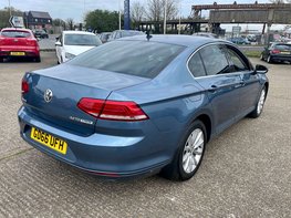 Volkswagen Passat 2.0 Passat SE Business TDI BlueMotion Technology 4dr 9