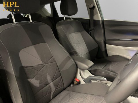 Hyundai BAYON 1.0 T-GDi MHEV Ultimate SUV 5dr Petrol Hybrid DCT Euro 6 (s/s) (100 ps) 11